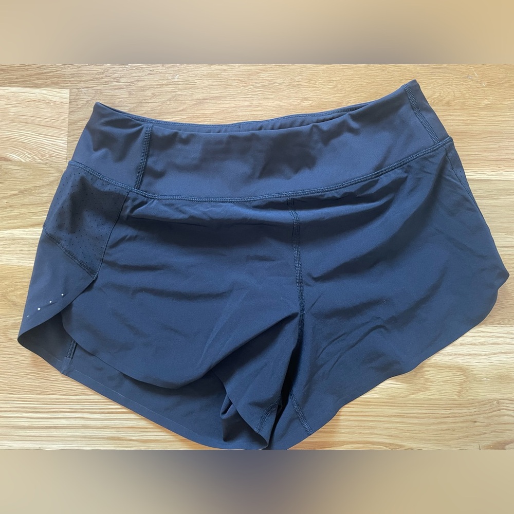 Athleta Run With It 3.5” Running Shorts, Black, Small